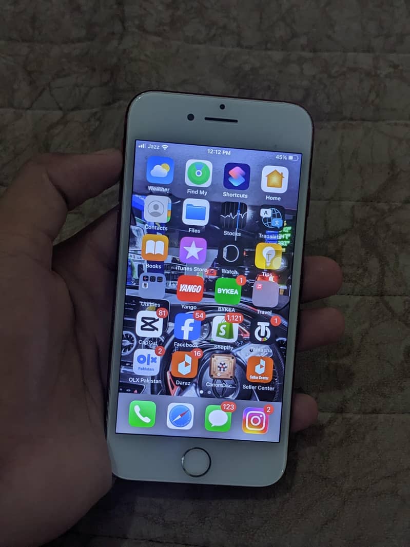 Apple iPhone 7 Plus 6
