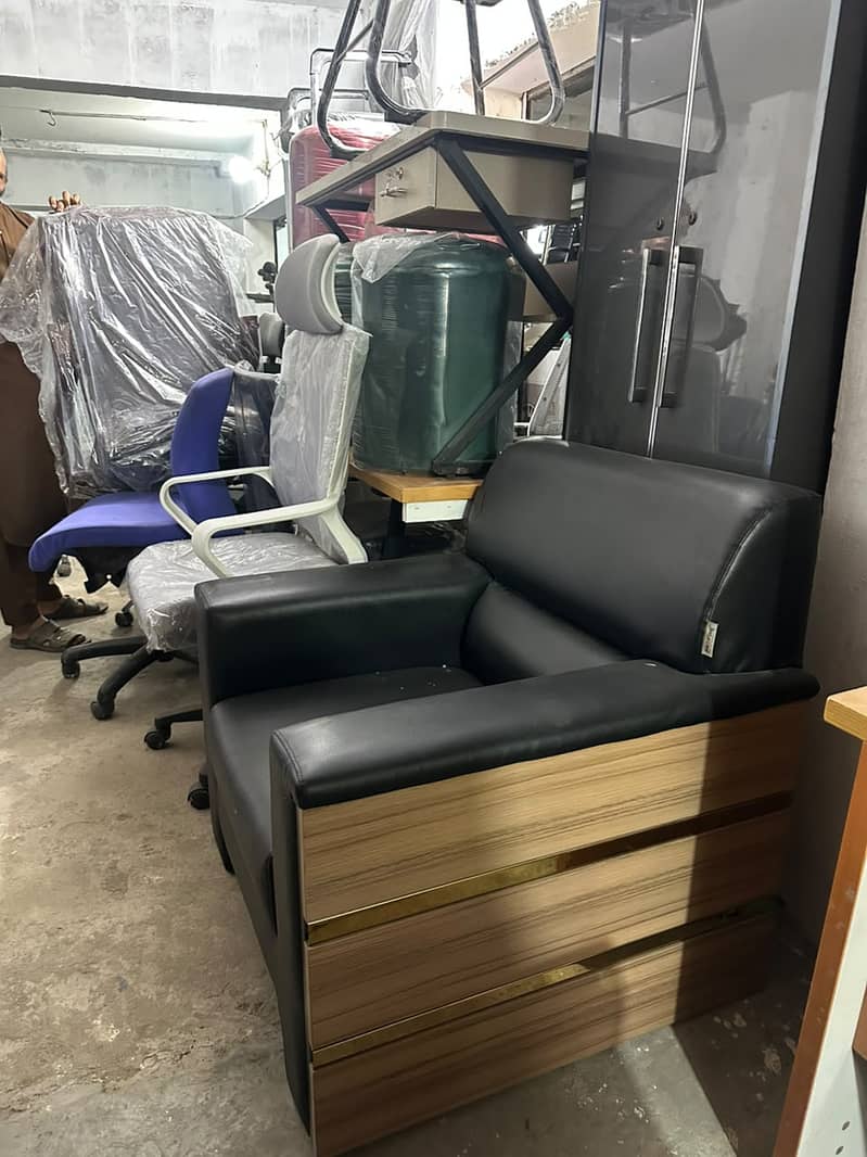 Office chairs/Office table/Draws/Tables/Racks/Sofas/Computer Tables 13