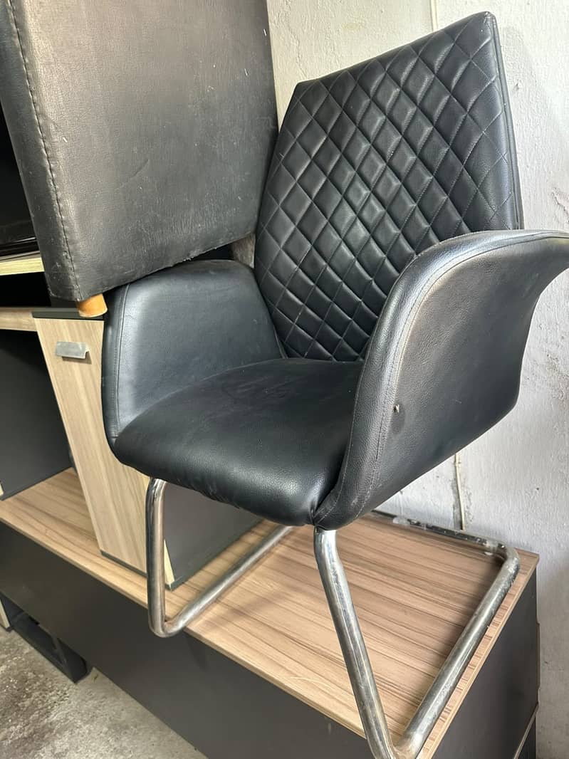 Office chairs/Office table/Draws/Tables/Racks/Sofas/Computer Tables 15