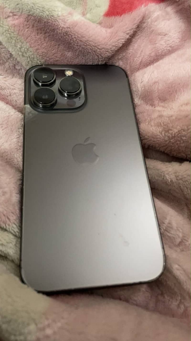 Apple iPhone 13 Pro 2
