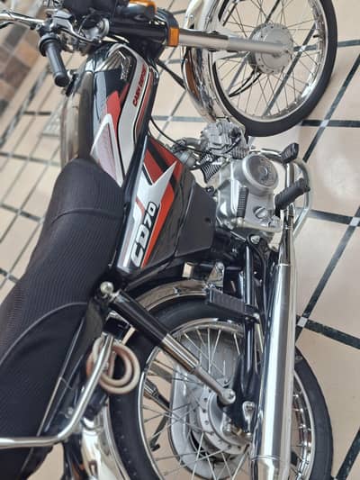 Honda CD70 black colour for sale