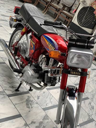 Yamaha 2004