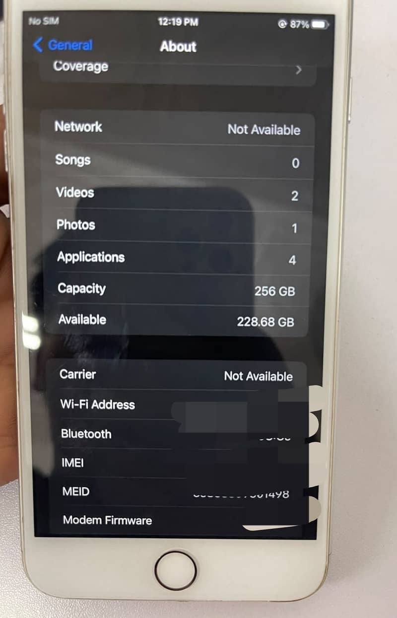 Apple iPhone 8 Plus 2