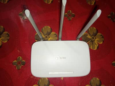 TP LINK ROUTER 3 ANTENA