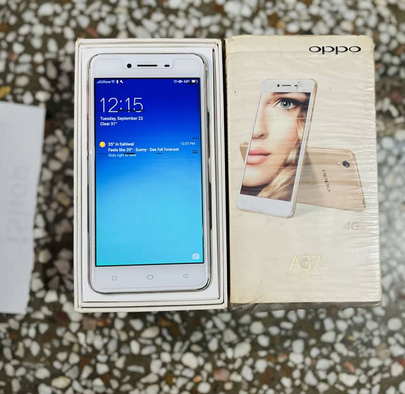 OPPO A37 2