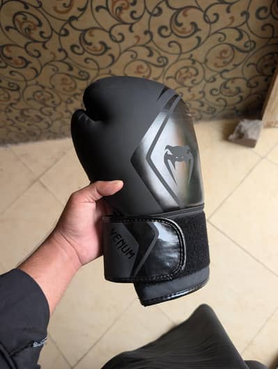 original venom boxer gloves