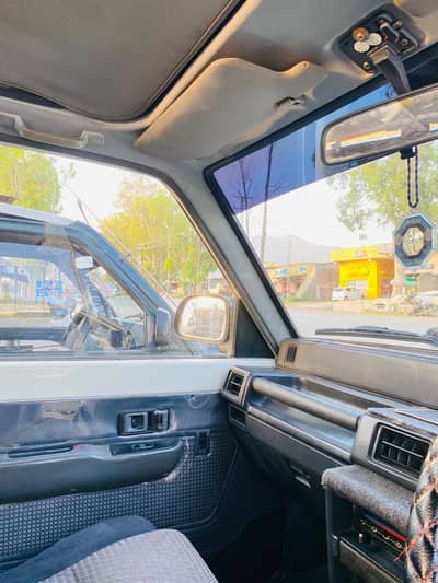 Daihatsu Rocky 1987
