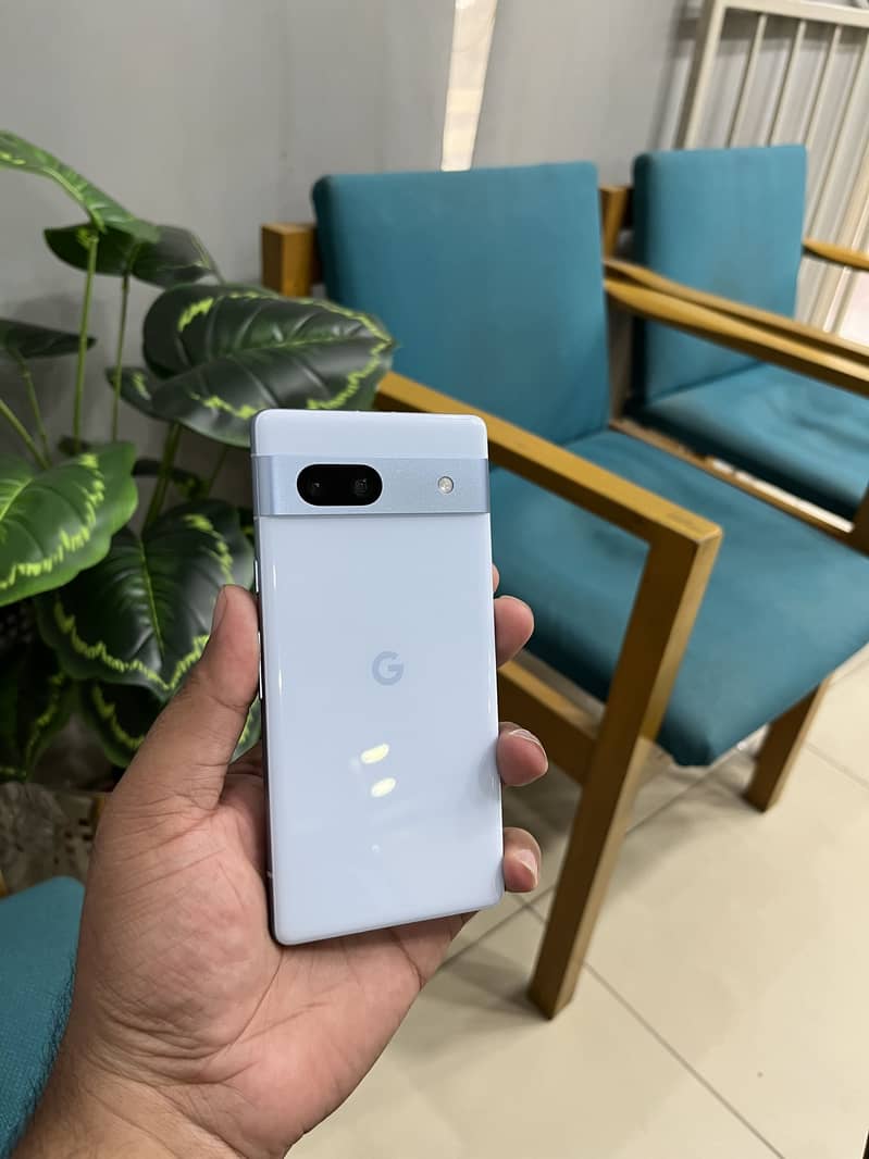 Google Pixel 7a 4