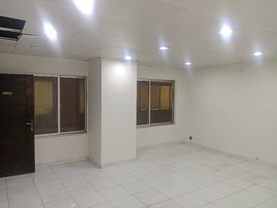Commerical Basement For Rent