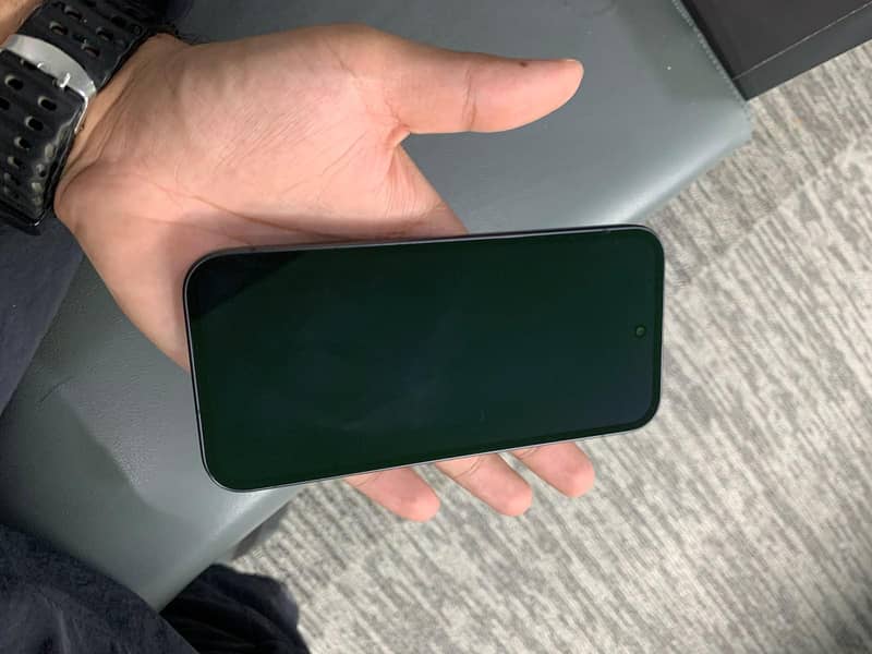 GOOGLE PIXEL 9A 1
