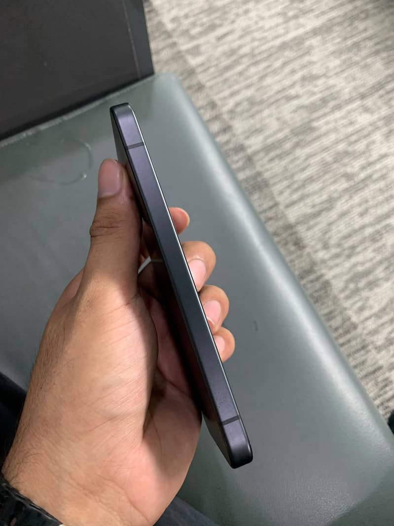 GOOGLE PIXEL 9A 5