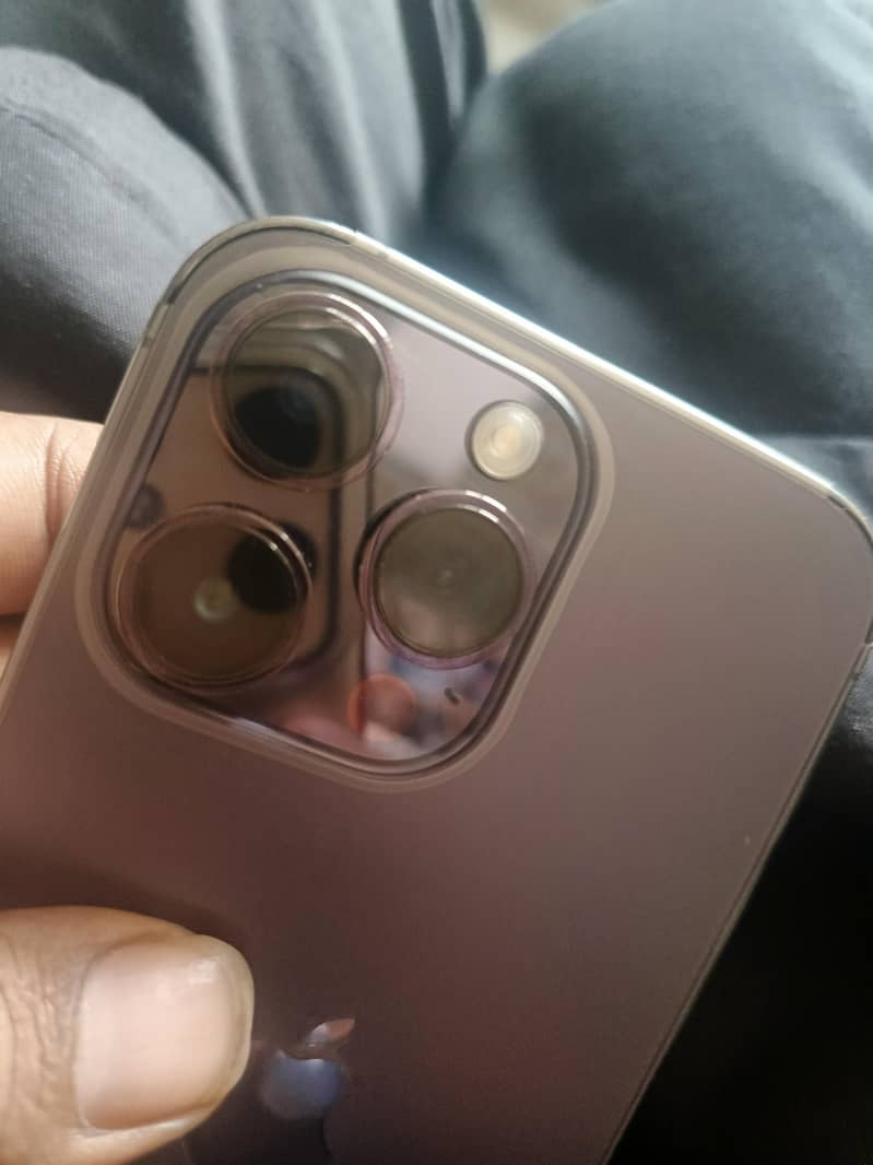 iPhone 14pro max 5