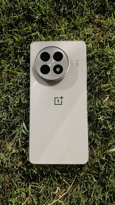 OnePlus Ace 5/13R