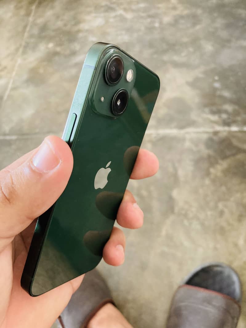 Apple iPhone 13 mini 3