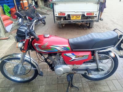 Honda bike ha Red color ha cplc ok fist owner ha model 2023