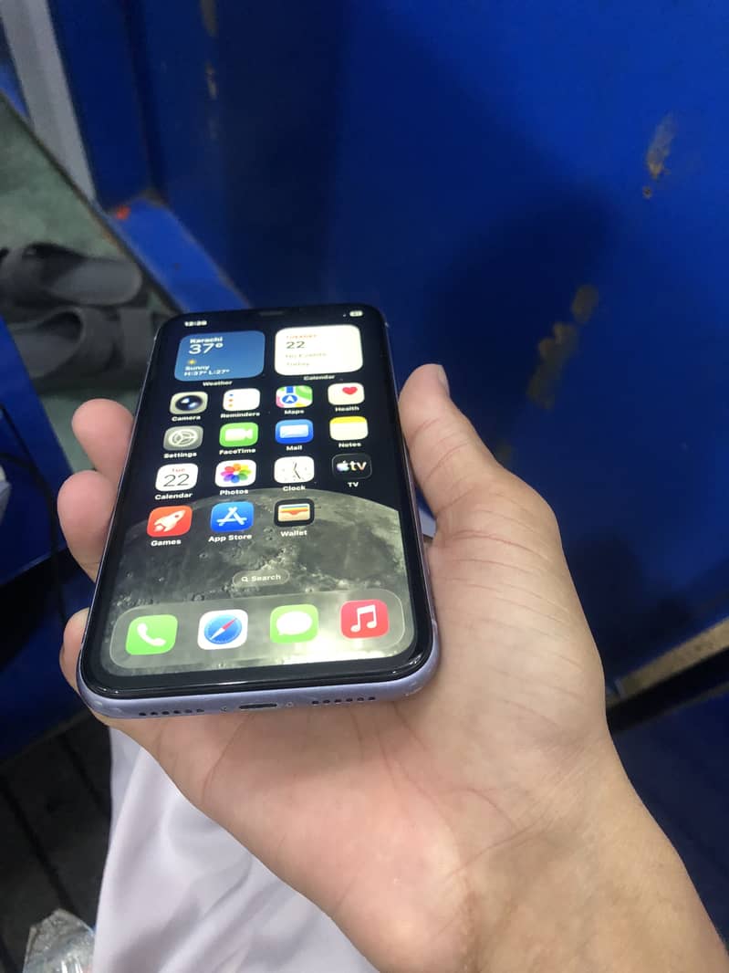 Apple iPhone 11 1