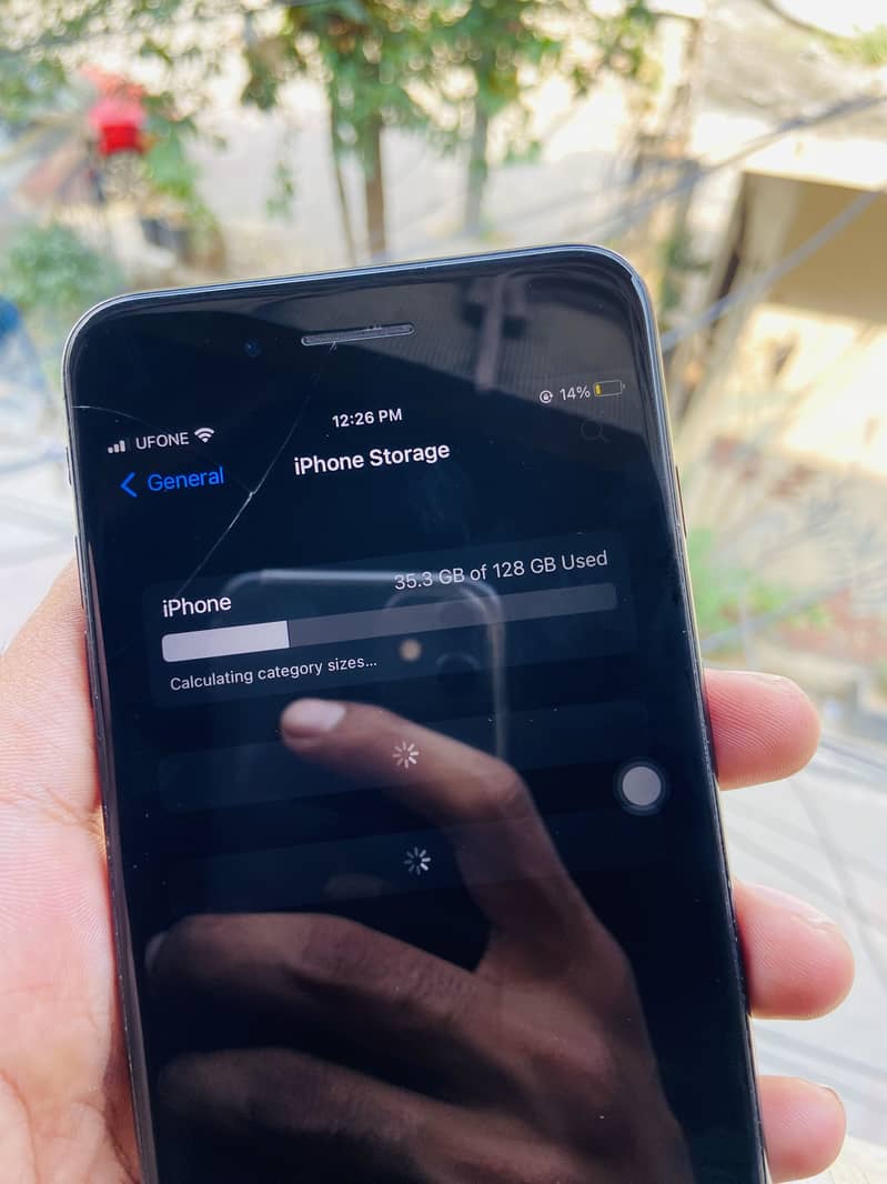 Apple iPhone 7 Plus 3