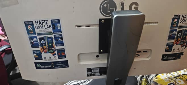 LG FLATRON 30inch wide LCD monitor
