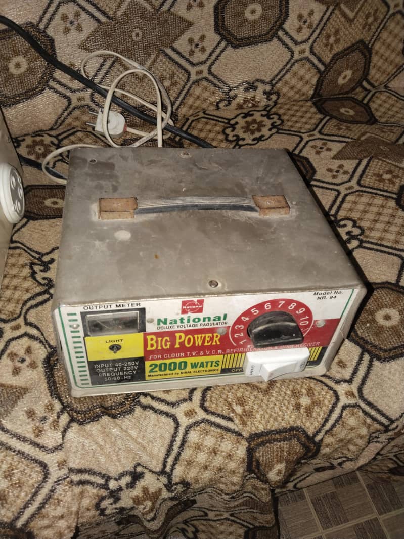 Steblizer Regulator 2000w 0