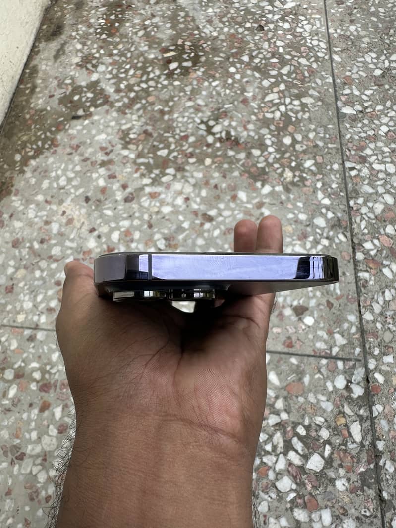 Apple iPhone 14 Pro Max 3