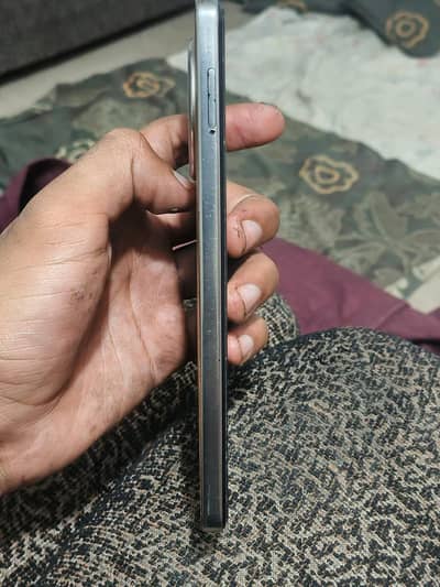 Tecno CAMON 30