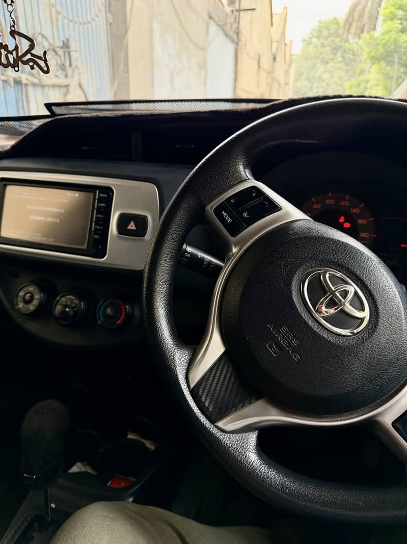 Vitz 2015/19 Mint condition 6