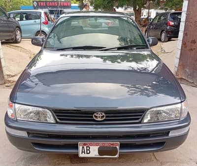 Toyota Corolla GL 1.6 Efi