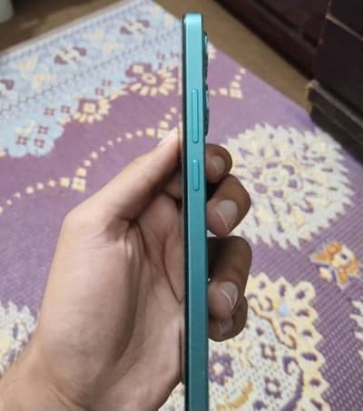 Oppo A78 box pack