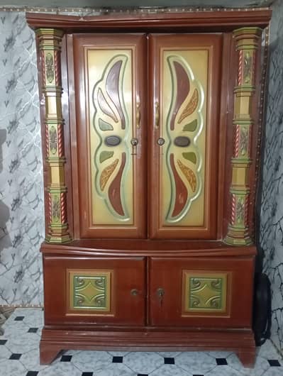 2 door Almari