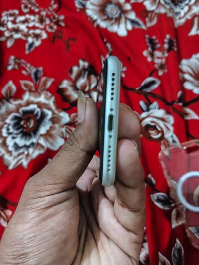 Apple iPhone SE
