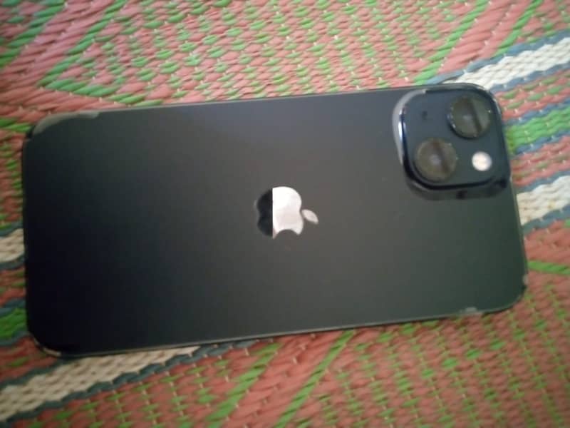 Apple iPhone 13 1