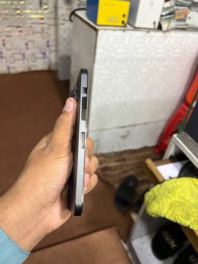 14 Pro Max 128 urgent sale