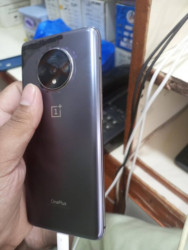 One Plus 7T 3