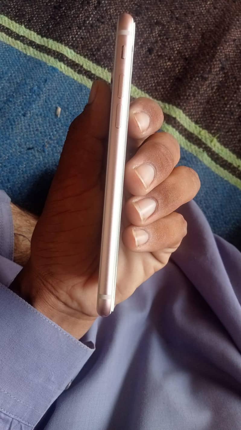 Apple iPhone 8 2