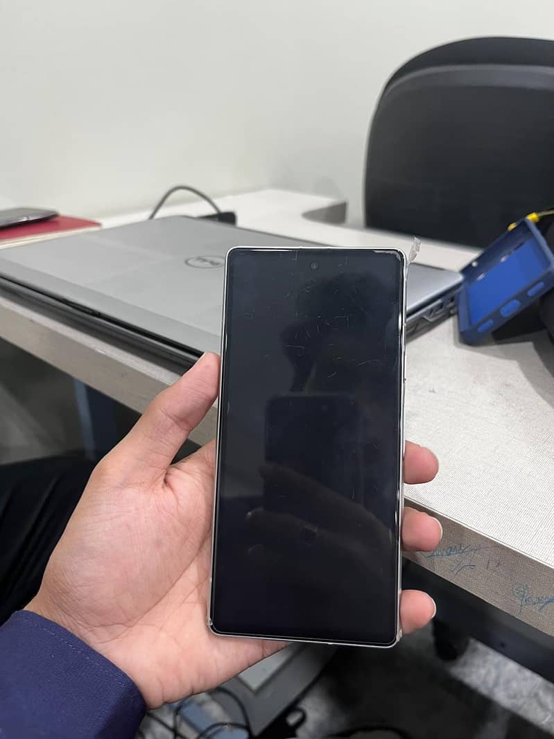 Google Pixel 7a 1