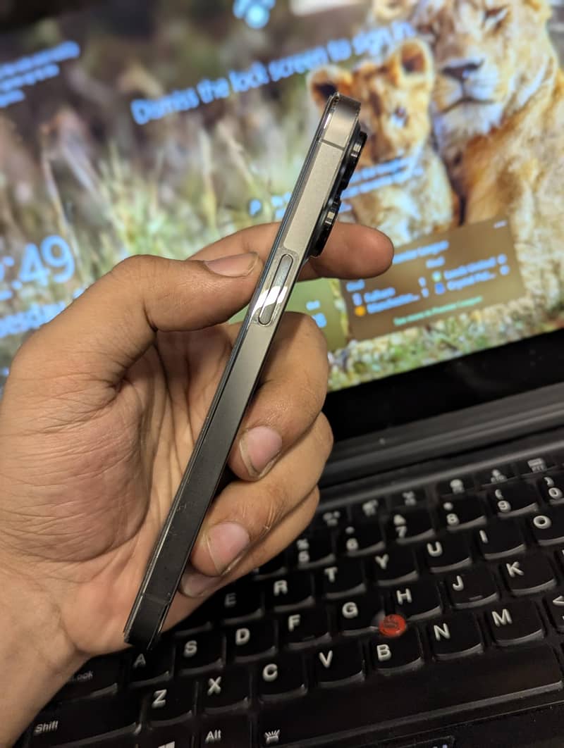 Apple iPhone 13 Pro 1