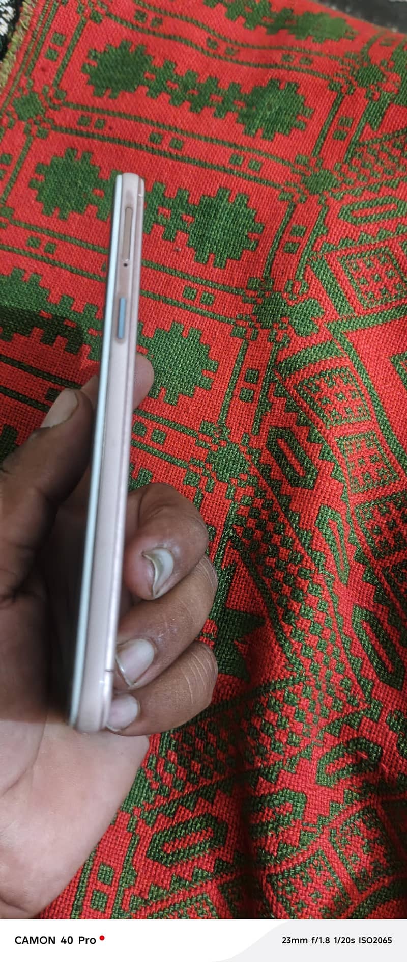 OPPO A57 3