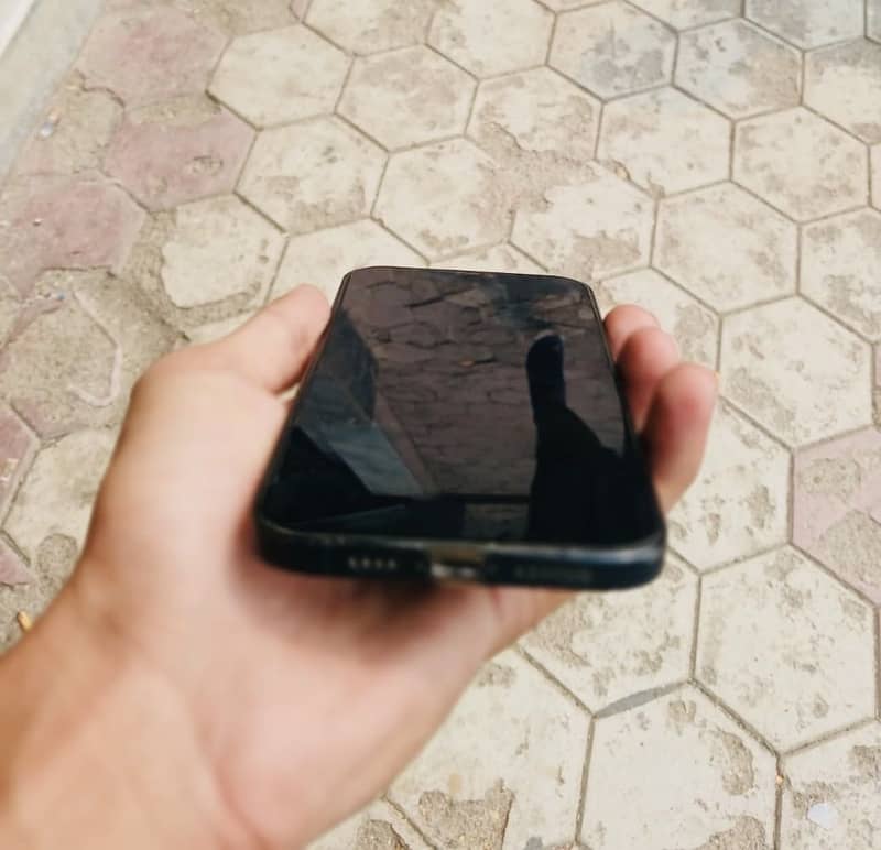 Apple iPhone 12 Pro Max 1