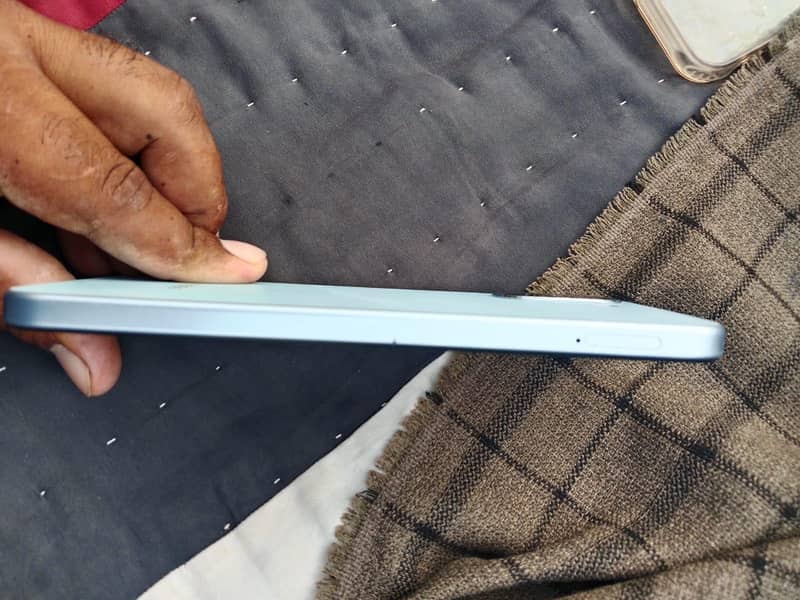 OPPO A6k 3