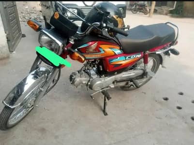 Honda CD70 Red Colour