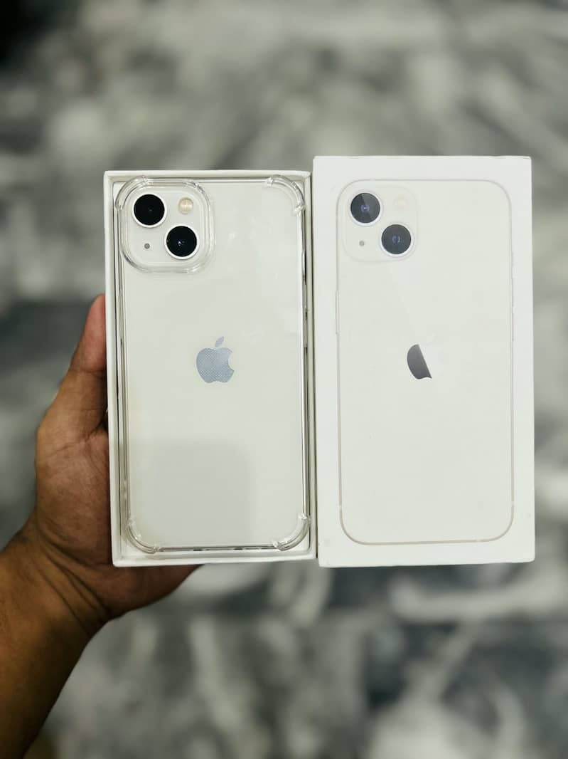 Apple iPhone 13 1