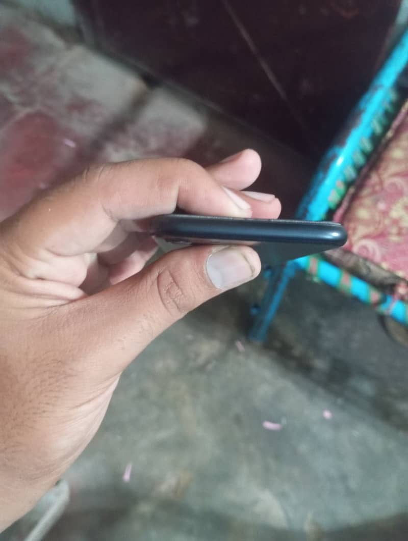 Apple iPhone 7 1