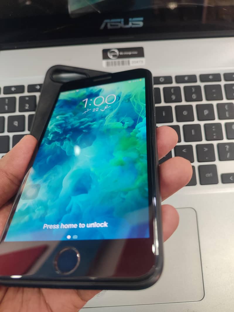 Apple iPhone 7 Plus 3