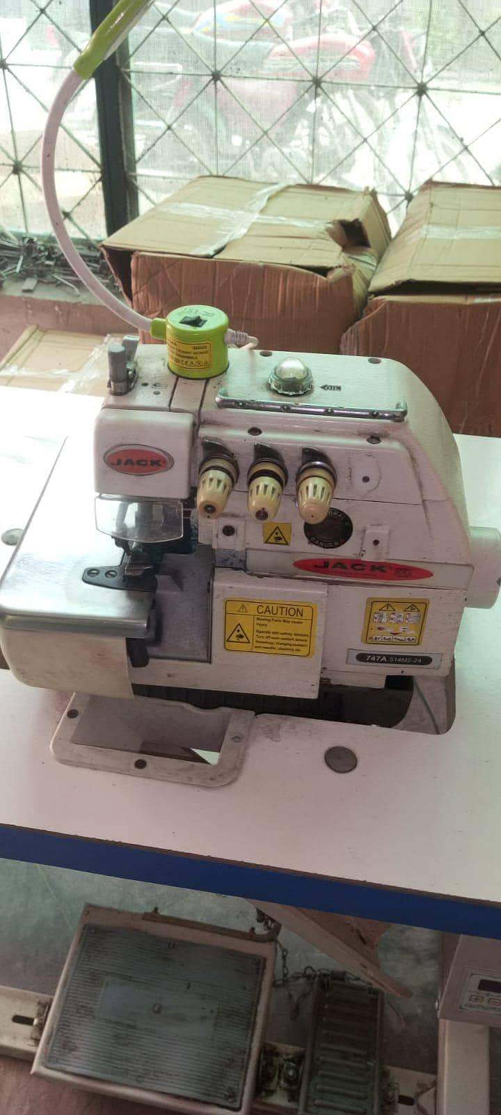 : Crown Type: Overlock Machine 3