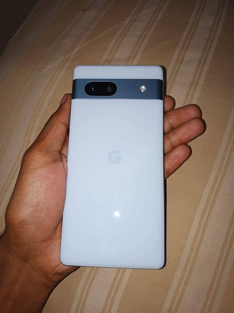 Google Pixel 7a 2