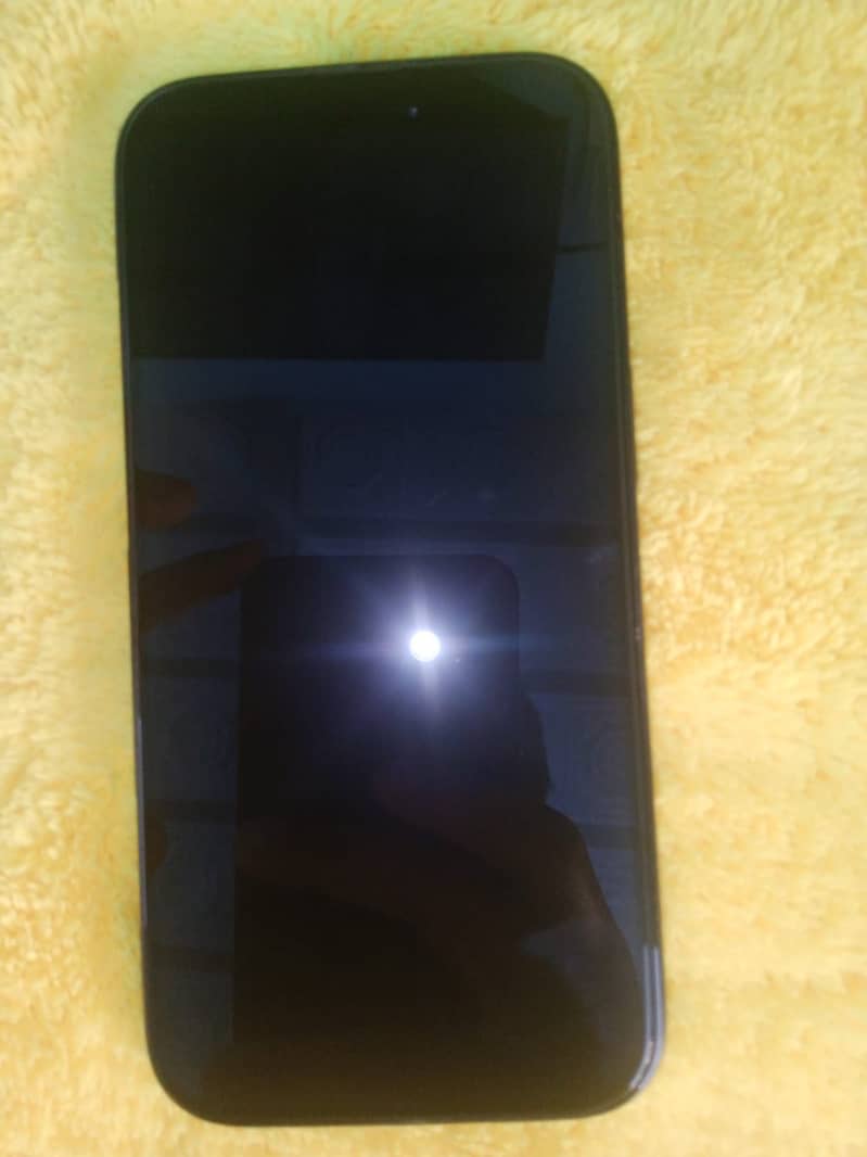 Apple iPhone 15 6