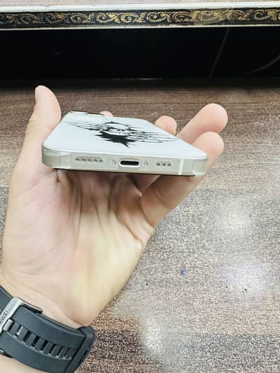 Apple iPhone 14