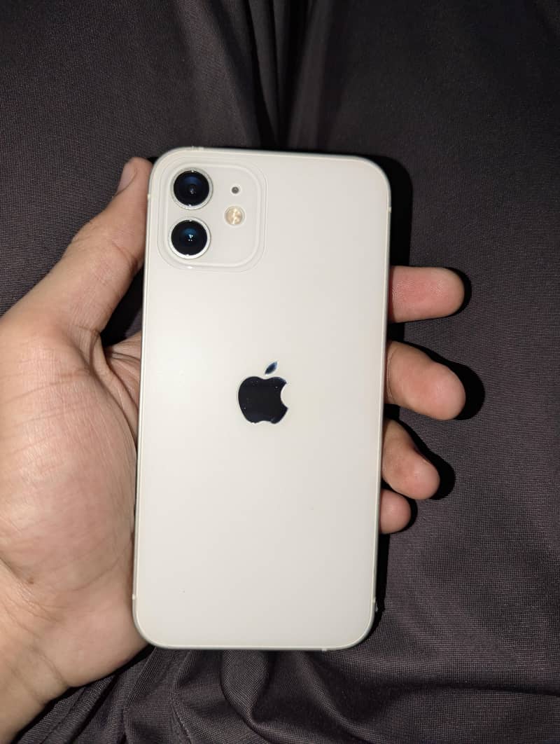 Apple iPhone 12 0