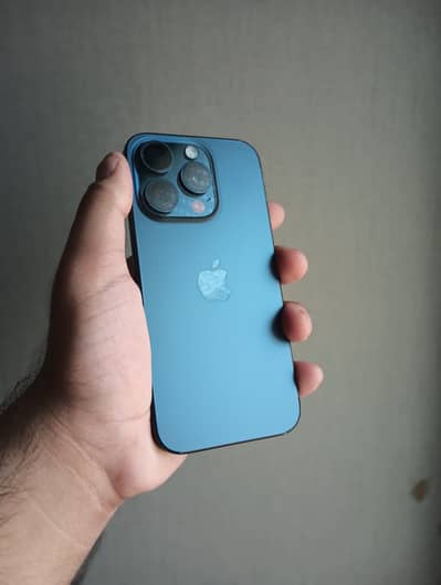 Apple iPhone 15 Pro