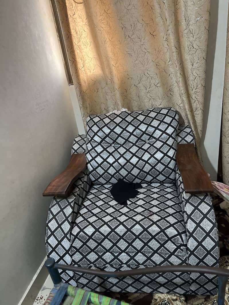 7 steater sofa set 1